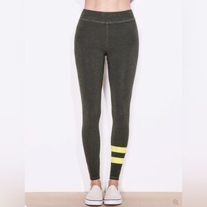 SUNDRY - Yoga Pant Leggings - Size: 1 - Color: Grey & Yellow - New Without Tags!